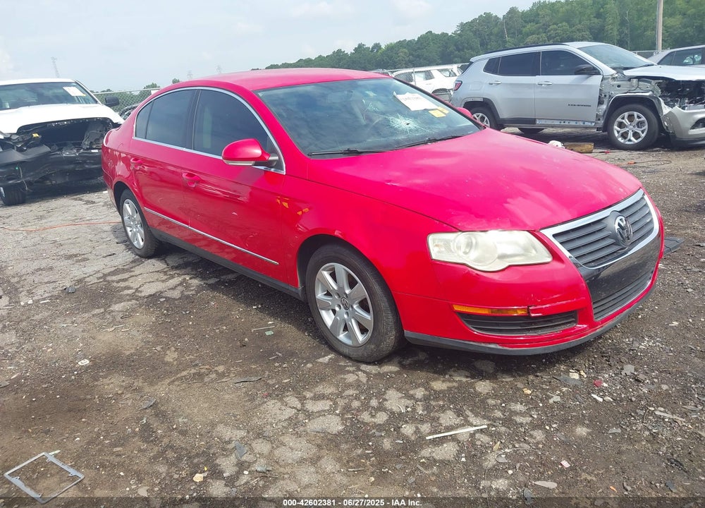 2008 VOLKSWAGEN PASSAT TURBO VIN: WVWJK73CX8P065616