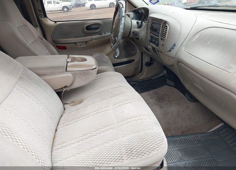 2003 FORD F-150 XL/XLT VIN: 1FTRF17263NA71164