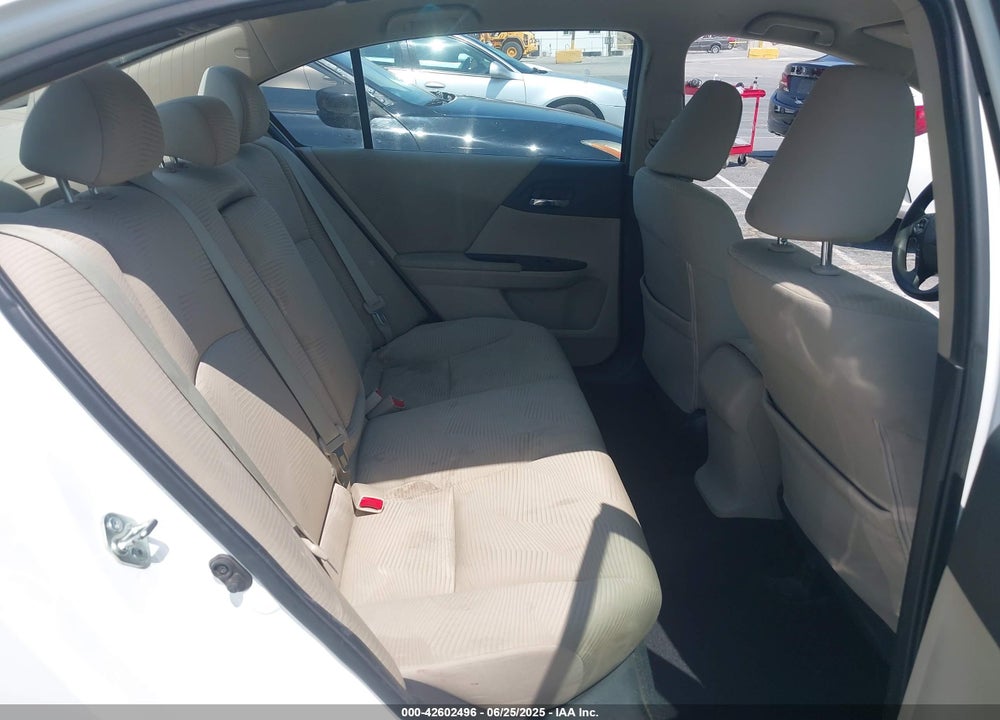 2015 HONDA ACCORD VIN: 1HGCR2F30FA101267