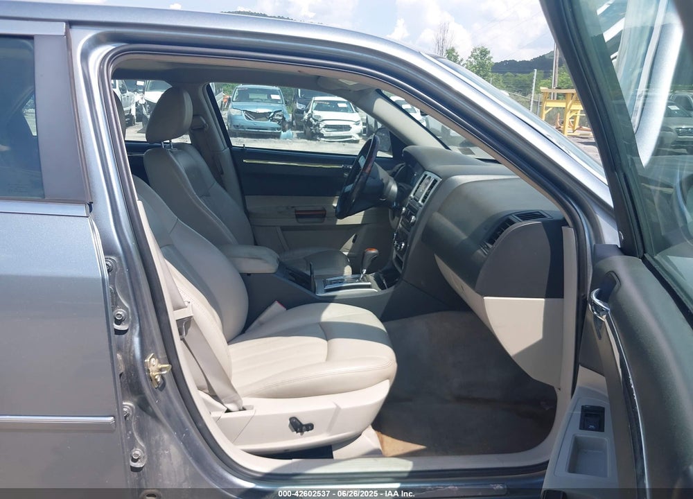 2006 CHRYSLER 300C VIN: 2C3KK63H56H426461