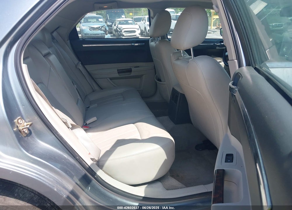 2006 CHRYSLER 300C VIN: 2C3KK63H56H426461