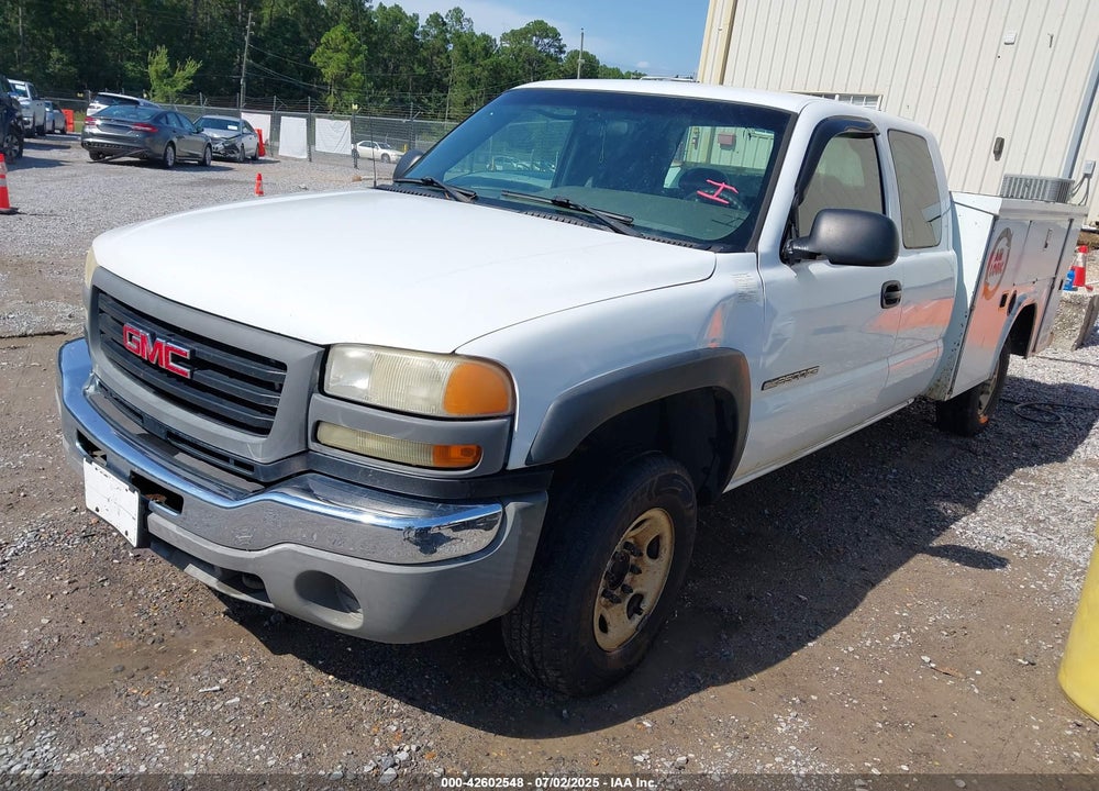 2006 GMC SIERRA 2500HD WORK TRUCK VIN: 1GDHC29U26E142157