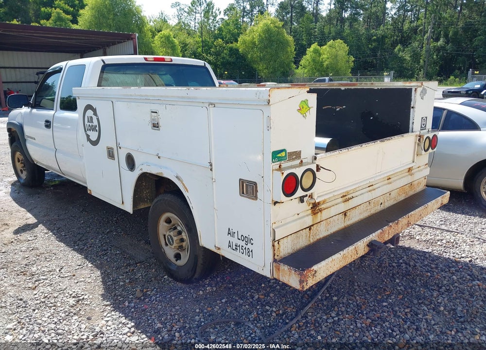 2006 GMC SIERRA 2500HD WORK TRUCK VIN: 1GDHC29U26E142157