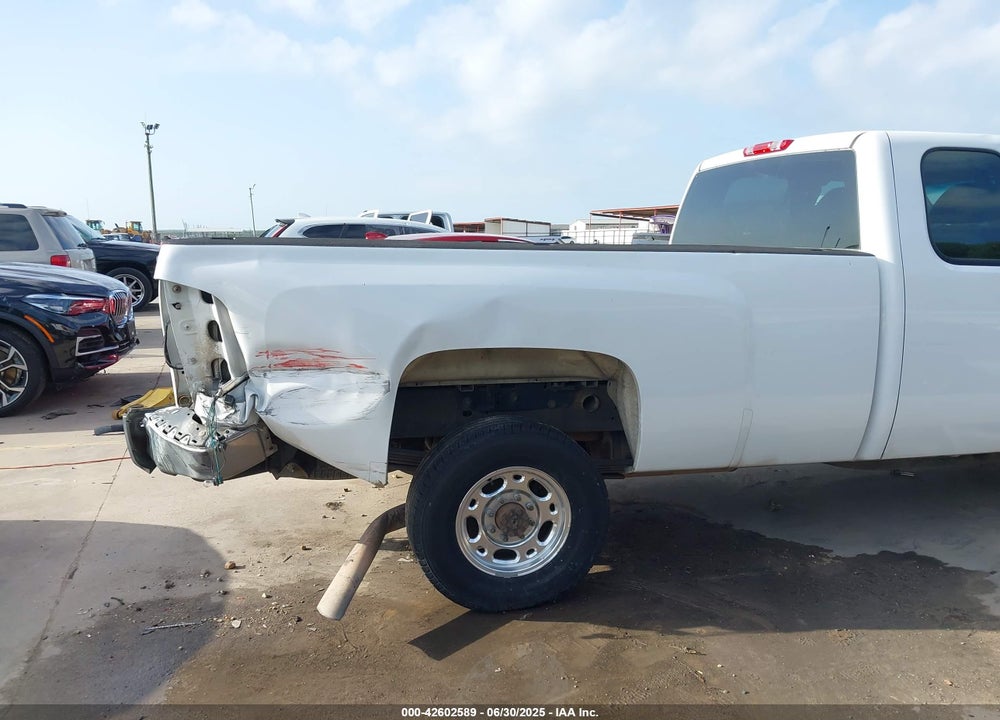 2007 CHEVROLET SILVERADO 2500HD WORK TRUCK VIN: 1GCHC29K27E547469