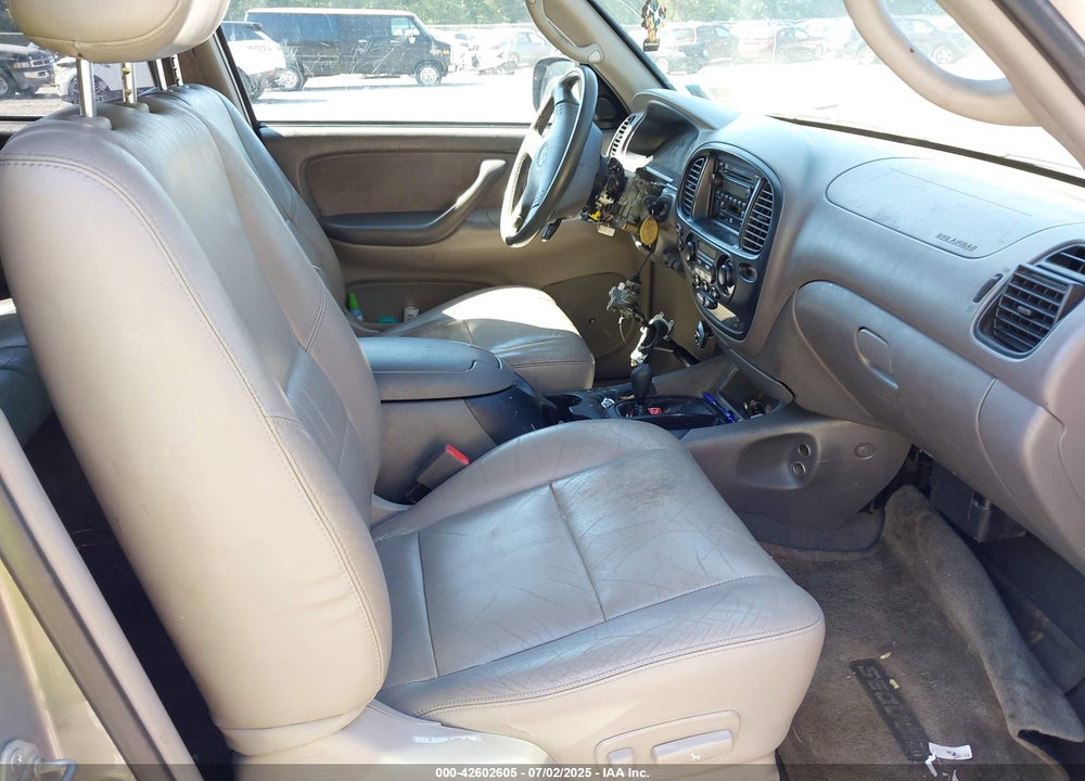 2002 TOYOTA SEQUOIA SR5 V8 VIN: 5TDBT44A52S082723