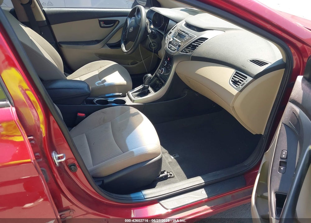 2014 HYUNDAI ELANTRA SE VIN: 5NPDH4AE1EH469958
