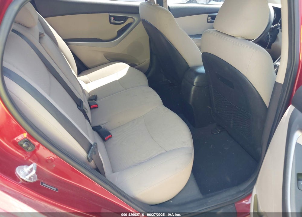 2014 HYUNDAI ELANTRA SE VIN: 5NPDH4AE1EH469958