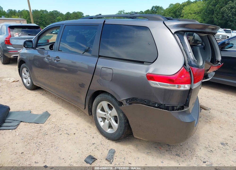 2011 TOYOTA SIENNA LE V6 VIN: 5TDKK3DC9BS004718