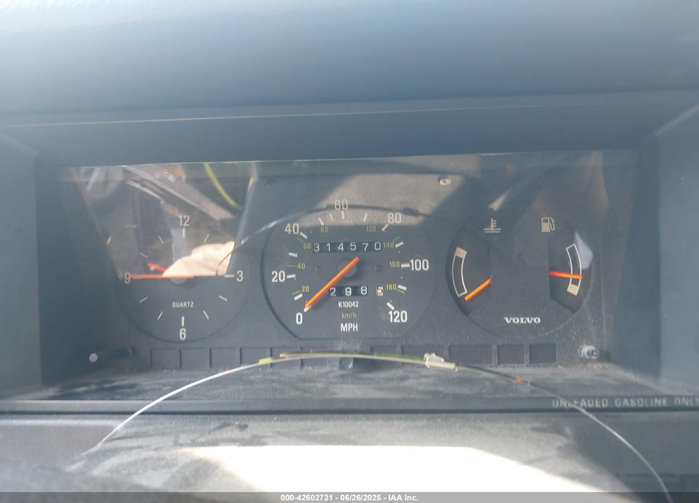 1991 VOLVO 240 VIN: YV1AA8843M1456950
