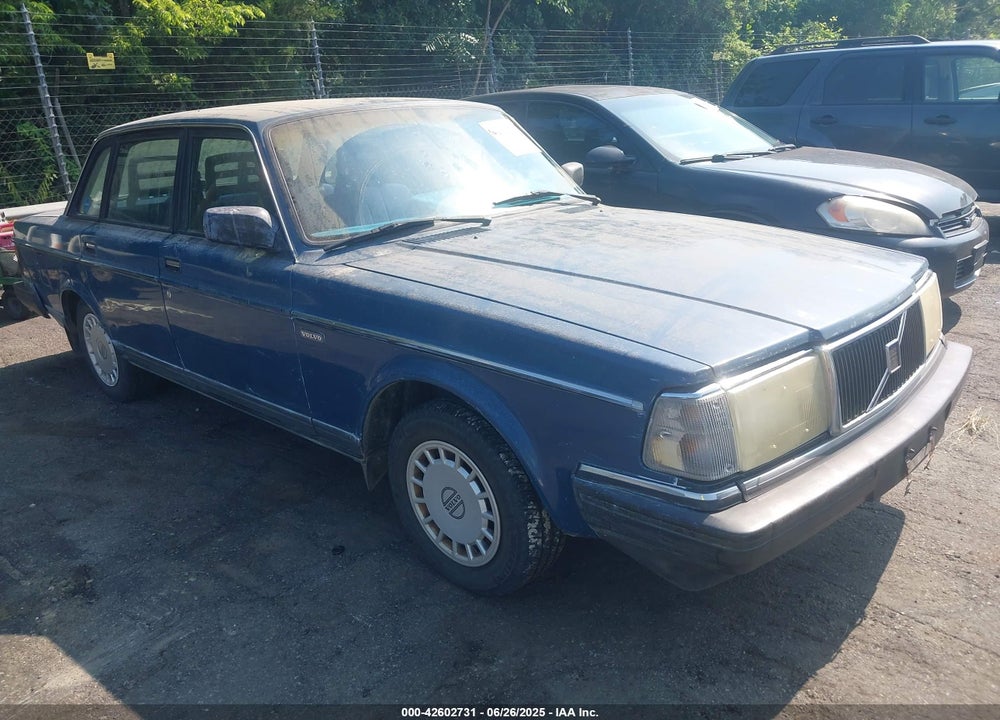 1991 VOLVO 240 VIN: YV1AA8843M1456950