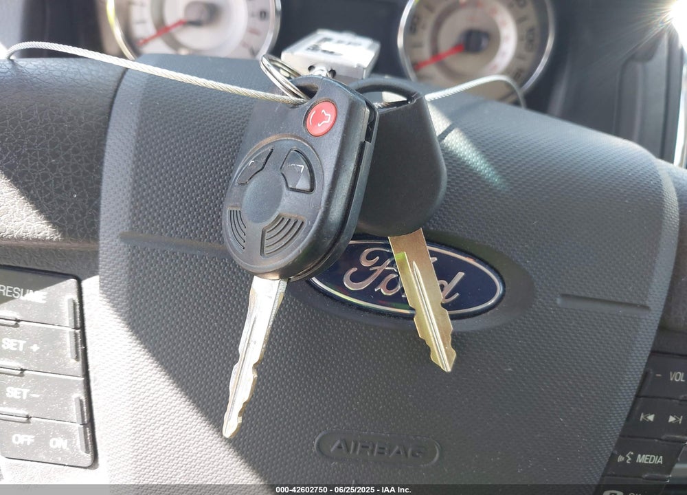 2008 FORD EDGE VIN: 2FMDK38C78BB40306