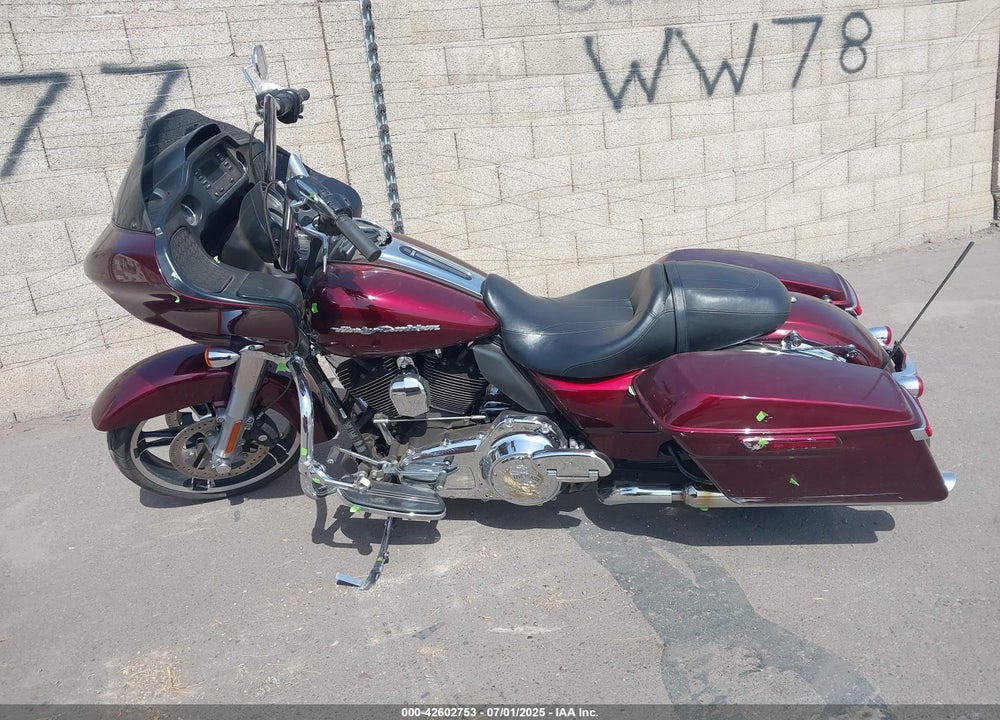 2015 HARLEY-DAVIDSON FLTRX ROAD GLIDE VIN: 1HD1KHM19FB688740