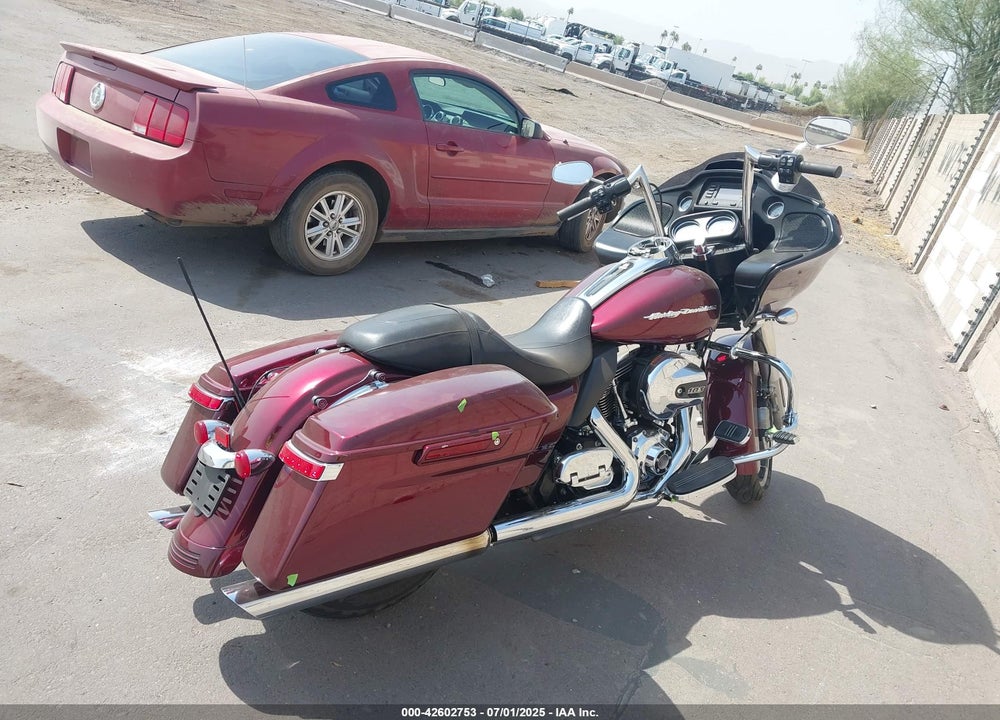 2015 HARLEY-DAVIDSON FLTRX ROAD GLIDE VIN: 1HD1KHM19FB688740