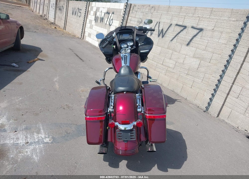 2015 HARLEY-DAVIDSON FLTRX ROAD GLIDE VIN: 1HD1KHM19FB688740