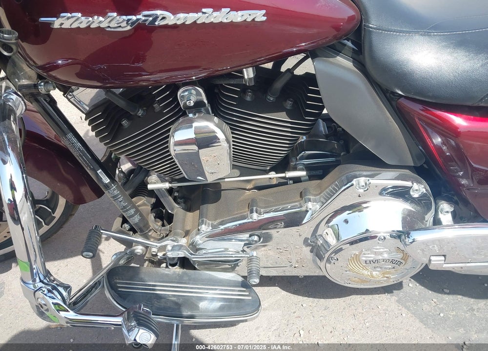 2015 HARLEY-DAVIDSON FLTRX ROAD GLIDE VIN: 1HD1KHM19FB688740
