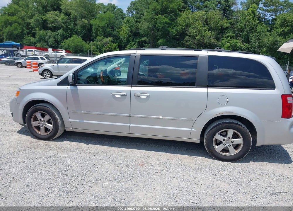2010 DODGE GRAND CARAVAN SXT VIN: 2D4RN5D13AR367719