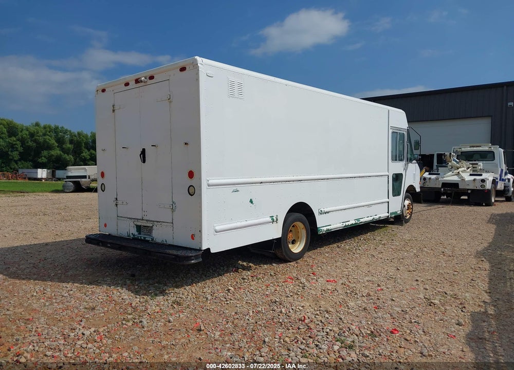2007 FREIGHTLINER CHASSIS M LINE WALK-IN VAN VIN: 4UZAAPDH27CY45429
