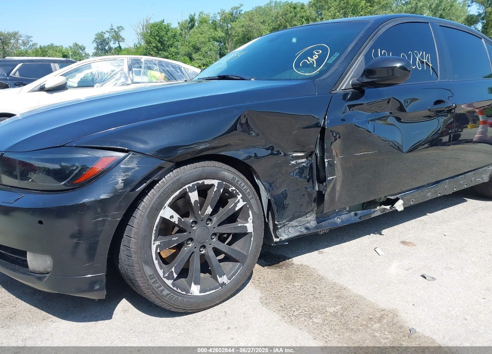 2011 BMW 328 XI VIN: WBAPK7G5XBNN77771