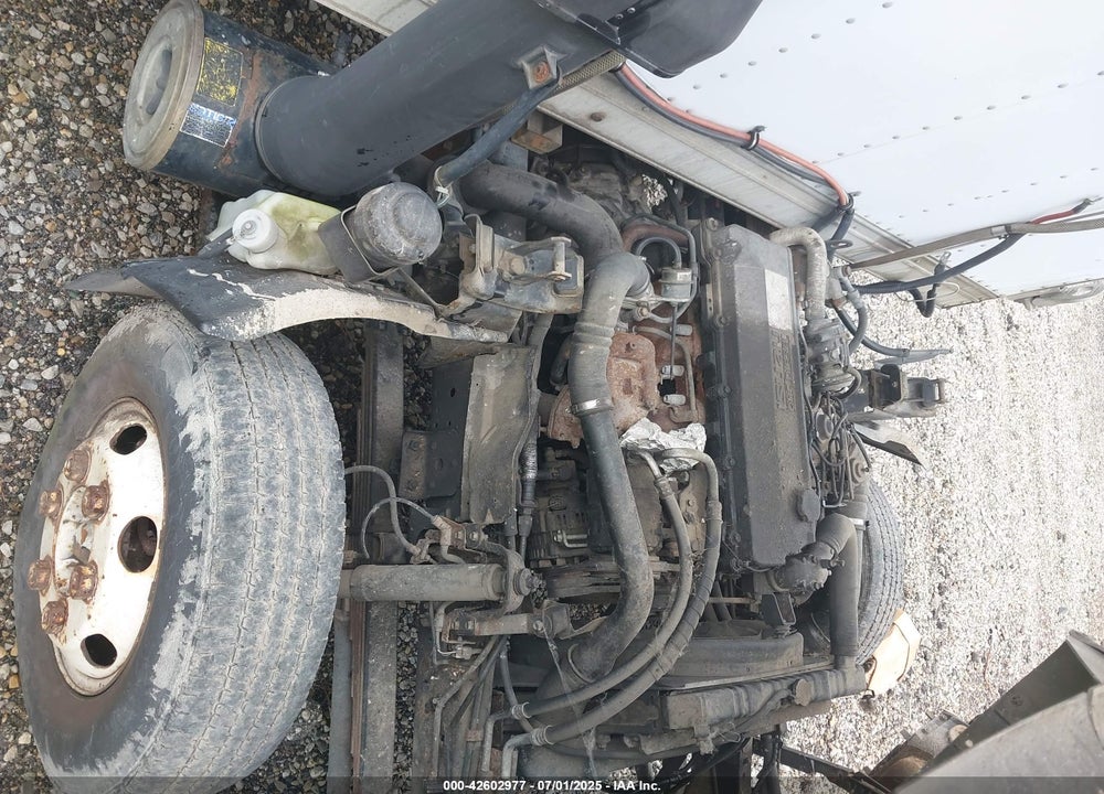 2001 ISUZU NPR VIN: JALC4B14817000334