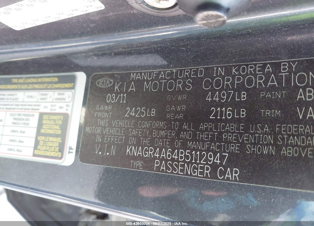 2011 KIA OPTIMA VIN: KNAGR4A64B5112947
