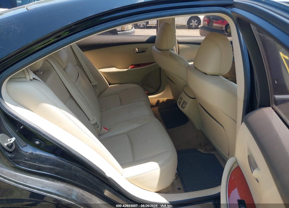 2010 LEXUS ES 350 VIN: JTHBK1EG0A2393940