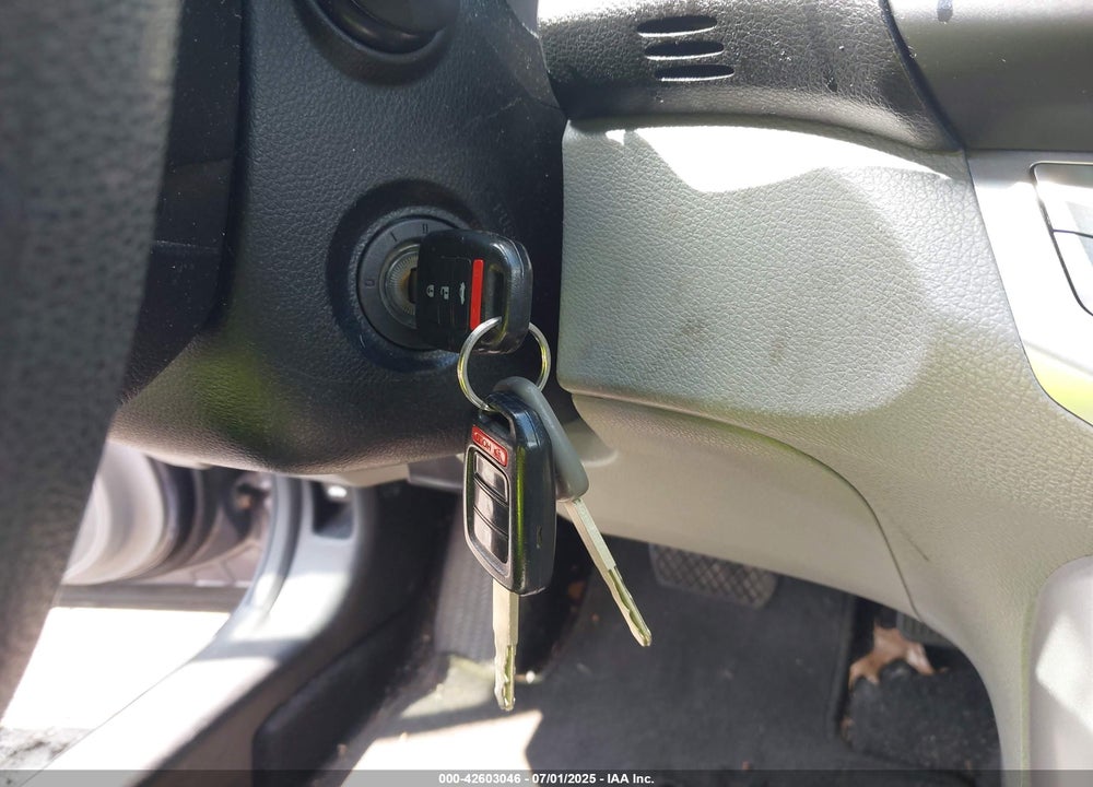 2015 HONDA ACCORD VIN: 1HGCR2F35FA042801