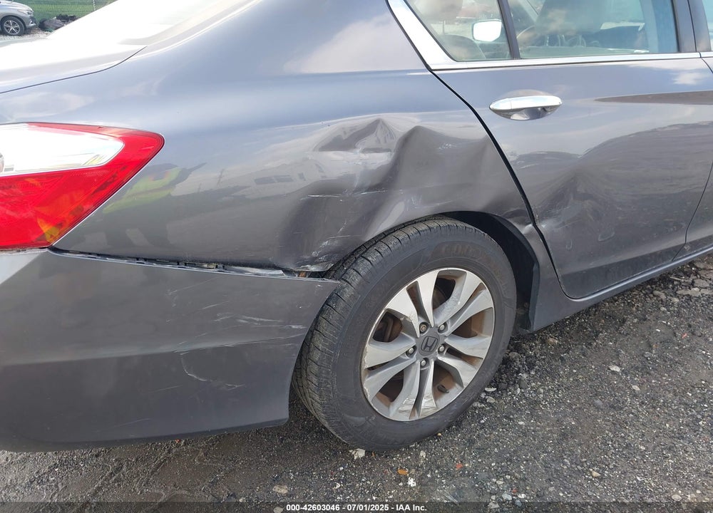 2015 HONDA ACCORD VIN: 1HGCR2F35FA042801