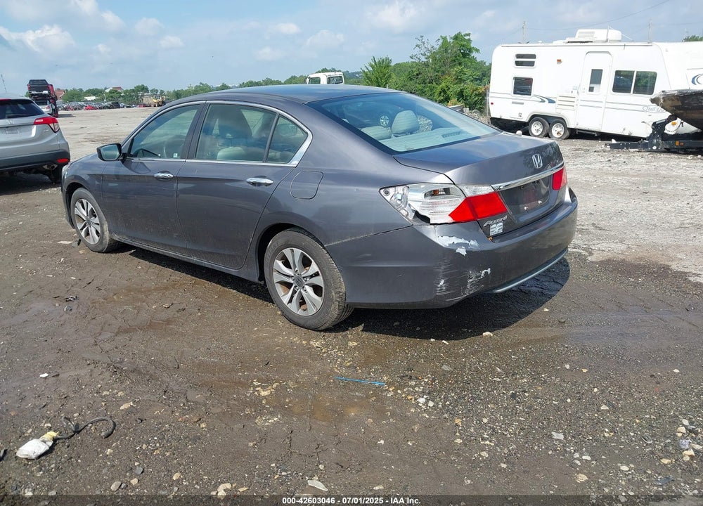 2015 HONDA ACCORD VIN: 1HGCR2F35FA042801