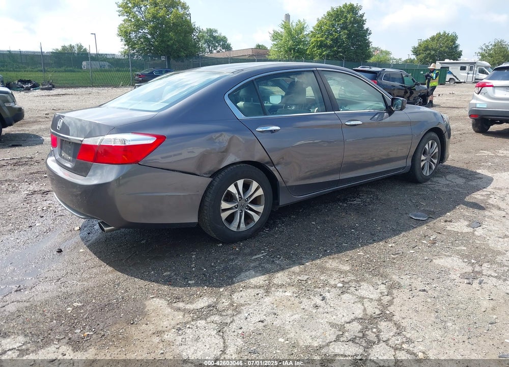 2015 HONDA ACCORD VIN: 1HGCR2F35FA042801