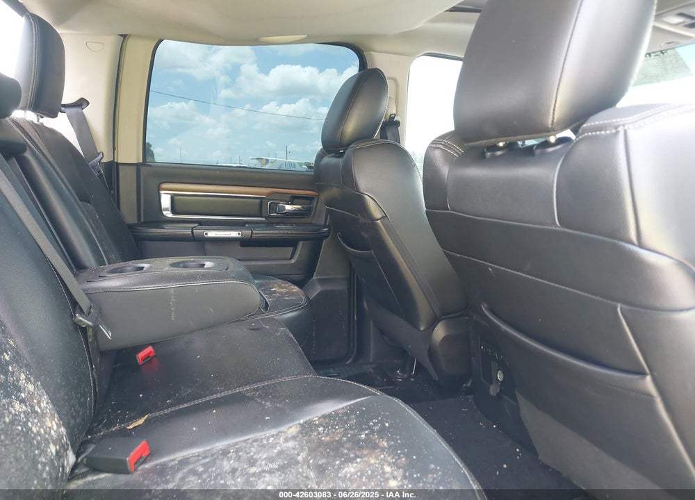 2013 RAM 1500 VIN: 1C6RR7NT1DS638235