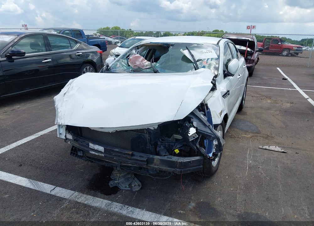2015 KIA OPTIMA VIN: KNAGM4A79F5663078