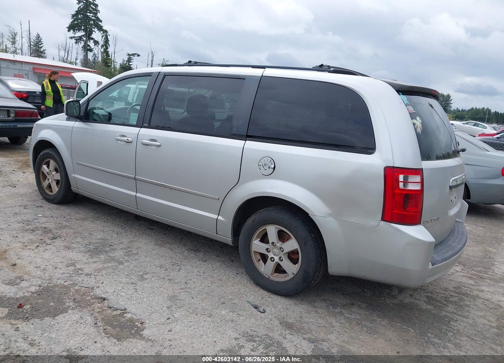 2010 DODGE GRAND CARAVAN SXT VIN: 2D4RN5D14AR283330