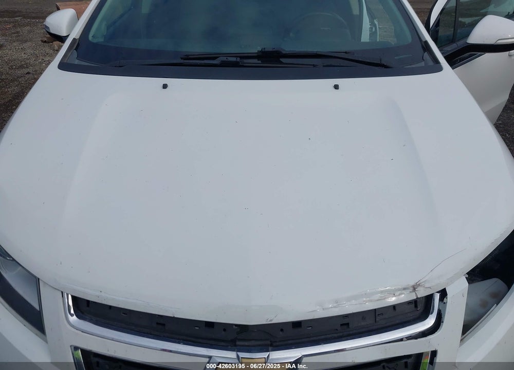 2015 CHEVROLET VOLT VIN: 1G1RA6E47FU130323