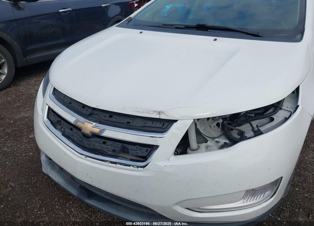 2015 CHEVROLET VOLT VIN: 1G1RA6E47FU130323