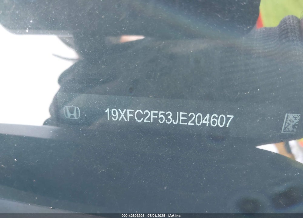 2018 HONDA CIVIC VIN: 19XFC2F53JE204607