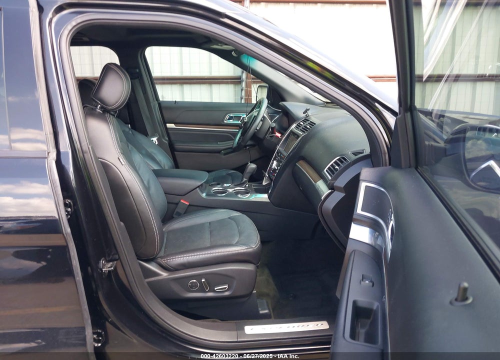 2017 FORD EXPLORER VIN: 1FM5K7F83HGB62628