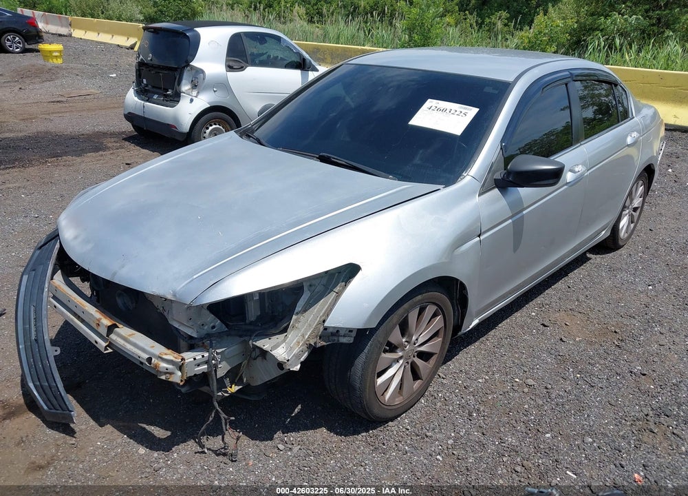 2008 HONDA ACCORD VIN: 1HGCP26418A112053