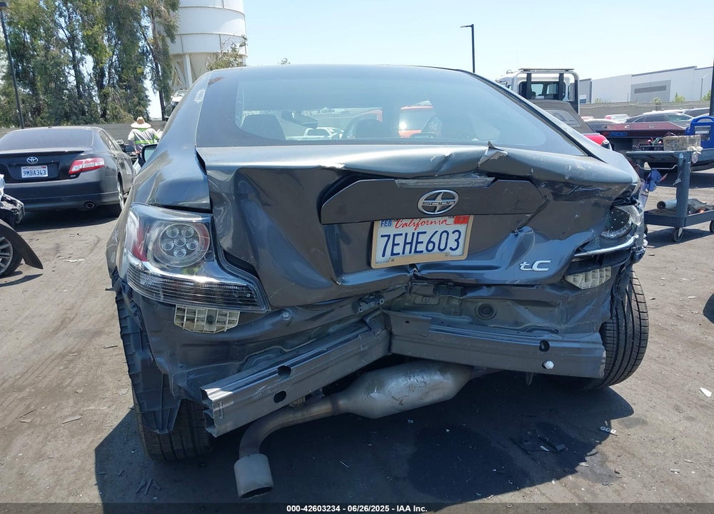 2014 TOYOTA SCION TC VIN: JTKJF5C73E3077551