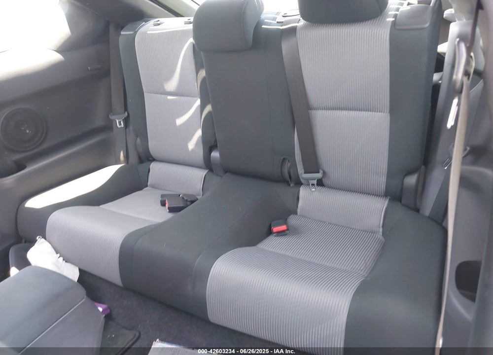 2014 TOYOTA SCION TC VIN: JTKJF5C73E3077551