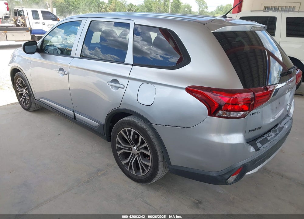 2016 MITSUBISHI OUTLANDER VIN: JA4AD3A30GZ014466