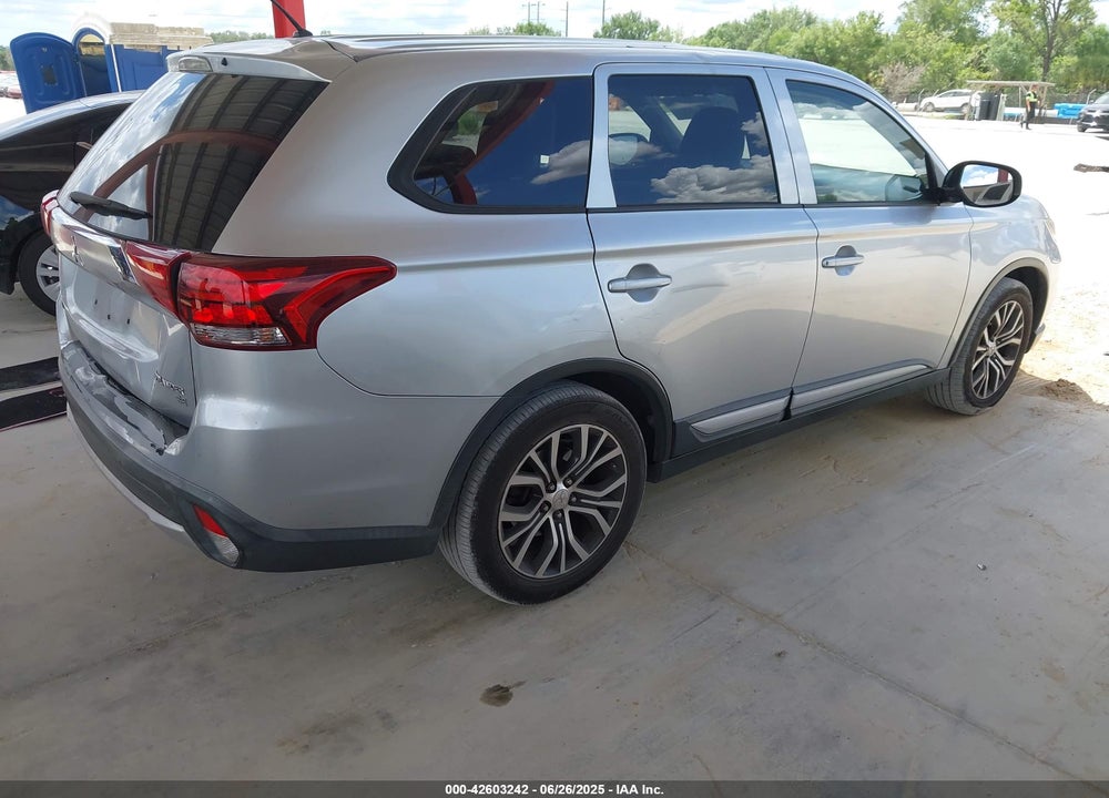 2016 MITSUBISHI OUTLANDER VIN: JA4AD3A30GZ014466