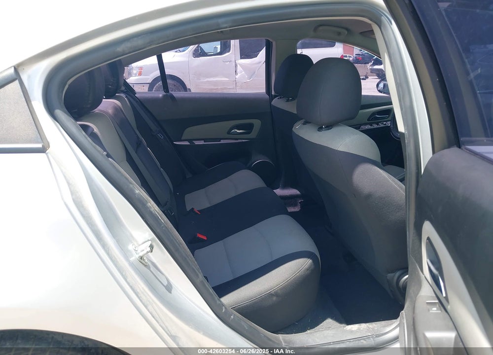 2014 CHEVROLET CRUZE VIN: 1G1PA5SH4E7483687