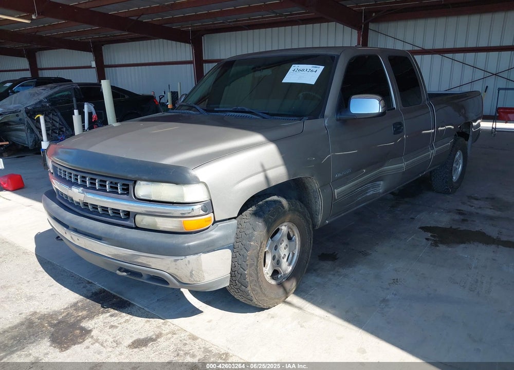 2000 CHEVROLET SILVERADO 1500 LS VIN: 2GCEK19T4Y1287359