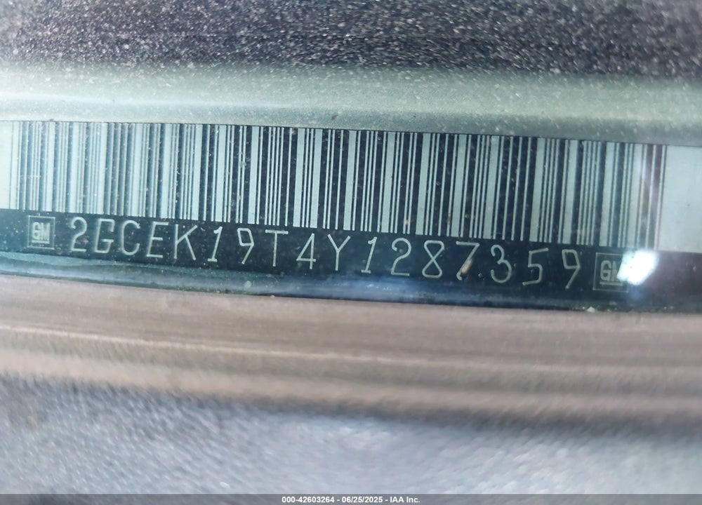2000 CHEVROLET SILVERADO 1500 LS VIN: 2GCEK19T4Y1287359