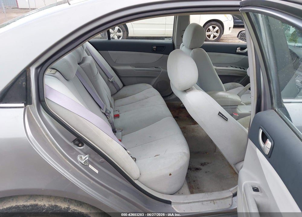 2008 HYUNDAI SONATA VIN: 5NPET46C38H392590