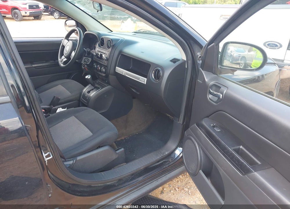 2014 JEEP COMPASS VIN: 1C4NJCBA6ED720364