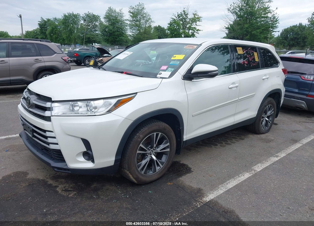 2019 TOYOTA HIGHLANDER VIN: 5TDBZRFH5KS929567
