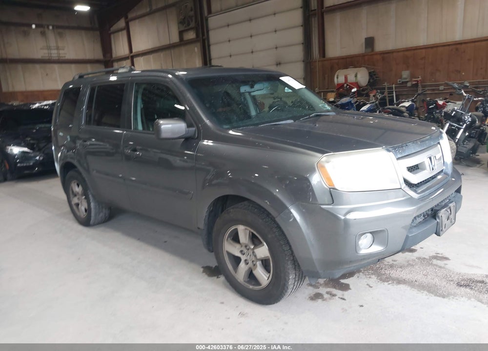 2011 HONDA PILOT EX-L VIN: 5FNYF4H59BB038341