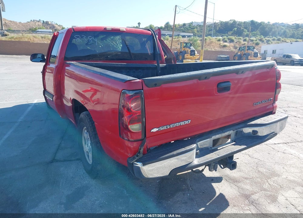2004 CHEVROLET SILVERADO 1500 LS VIN: 2GCEC19V741428384