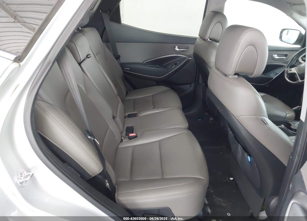 2013 HYUNDAI SANTA FE VIN: 5XYZU3LB1DG062498